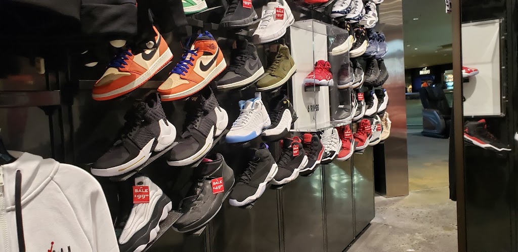 Foot Locker | 301 Mt Hope Ave Space 2026, Rockaway, NJ 07866, USA | Phone: (973) 361-7585