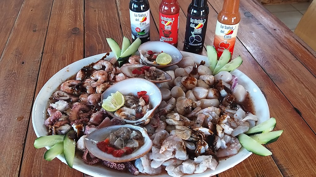 Del Mar Mariscos | Carretera Libre a Rosarito, entrada a Santa Fe, Tijuana - Rosarito S/N, La Gloria, 22680 Tijuana, Baja California, Mexico | Phone: 664 500 2307