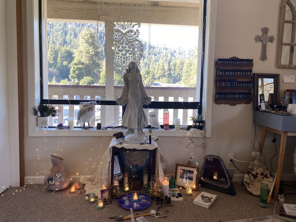 Santa Cruz Mountain Priestess Temple | 1300, Burl Business Center, Boulder Creek, CA 95006, USA | Phone: (831) 247-9478