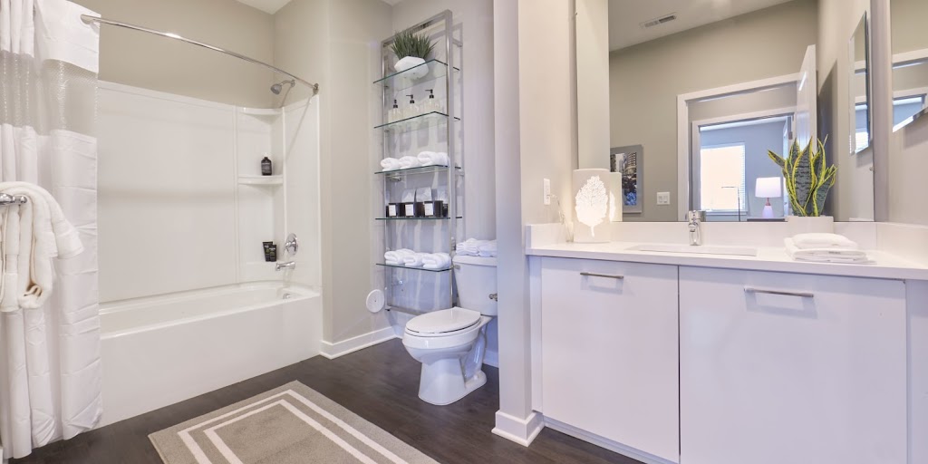 Uptown Ann Arbor | 3300 Ann Arbor-Saline Rd, Ann Arbor, MI 48103, USA | Phone: (734) 666-6224