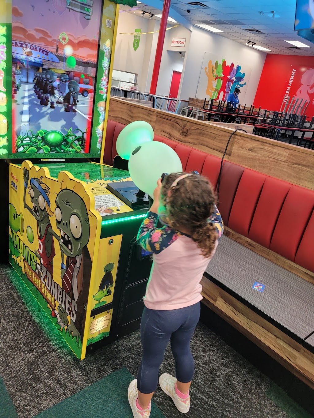 Chuck E. Cheese | 5612 Durand Ave, Racine, WI 53406, USA | Phone: (262) 554-9595