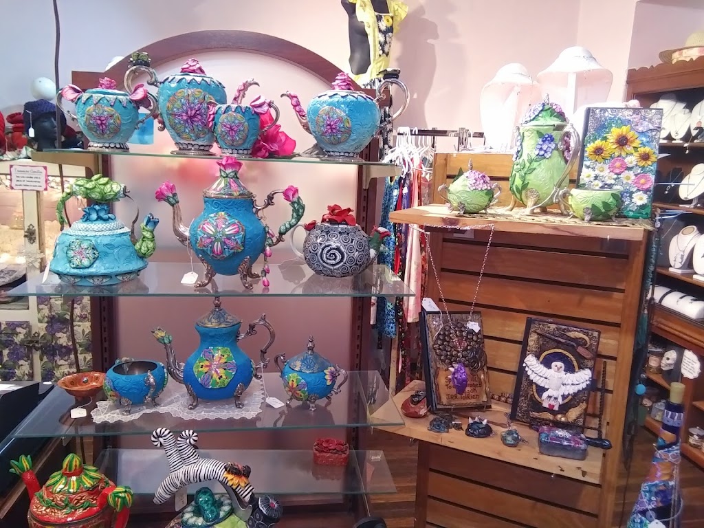 The Village Whimsy | 19034 75 Main St, Metamora, IN 47030, USA | Phone: (765) 265-4892