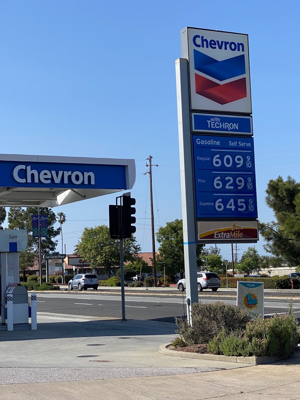 Chevron | 90 El Camino Real, San Carlos, CA 94070, USA | Phone: (650) 595-2600