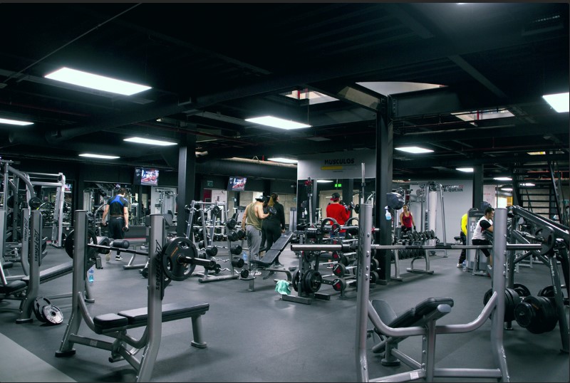 Modern Fitness Gym | Corredor Tijuana 2000, Paseos del Vergel, 22204 Tijuana, B.C., Mexico | Phone: 664 210 2304