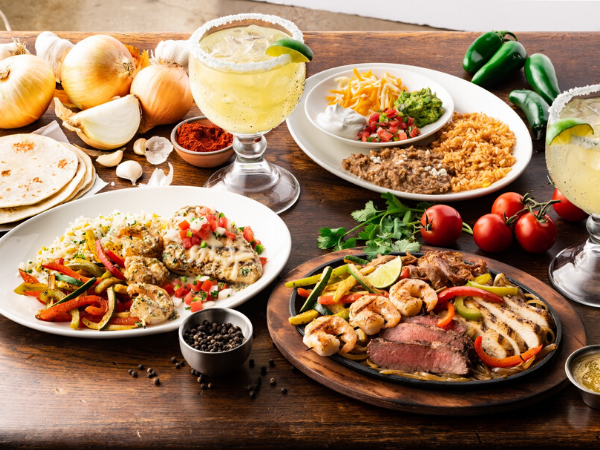 On The Border Mexican Grill & Cantina - Burleson | 13005 South Fwy, Burleson, TX 76028 | Phone: (682) 888-5066