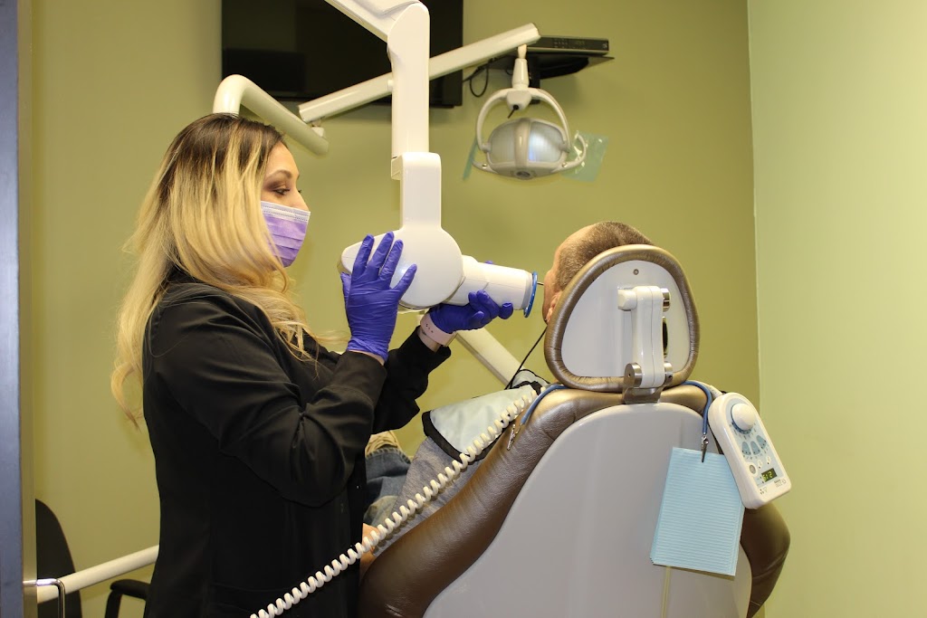 Brownfield Dental | 101 Seagraves Rd, Brownfield, TX 79316, USA | Phone: (806) 636-5555