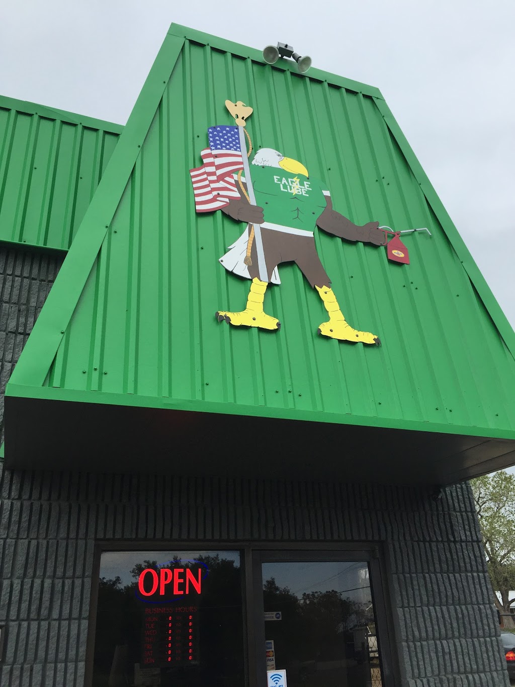 Eagle Lube | 415 N Bryant St, Pleasanton, TX 78064, USA | Phone: (830) 569-8106