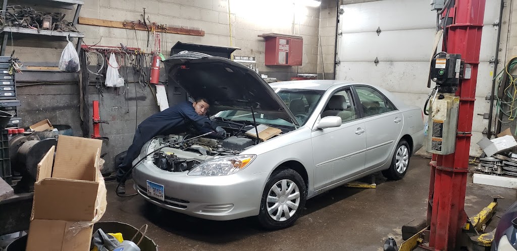 Robertos Auto Service Inc. | 1608 Washington St, Waukegan, IL 60085, USA | Phone: (847) 662-3080