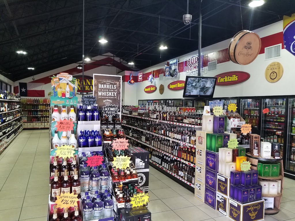 Grand Central Liquor | 100 N Grand Ave, Gainesville, TX 76240, USA | Phone: (940) 668-0300