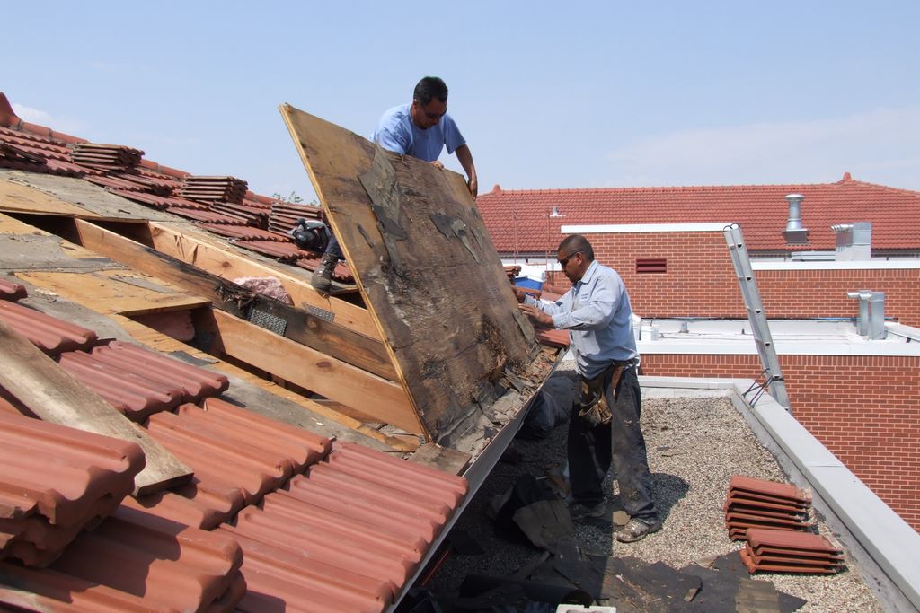 Roof Installation - Alhambra | 10 W Bay State St, Alhambra, CA 91802, USA | Phone: (844) 253-5394