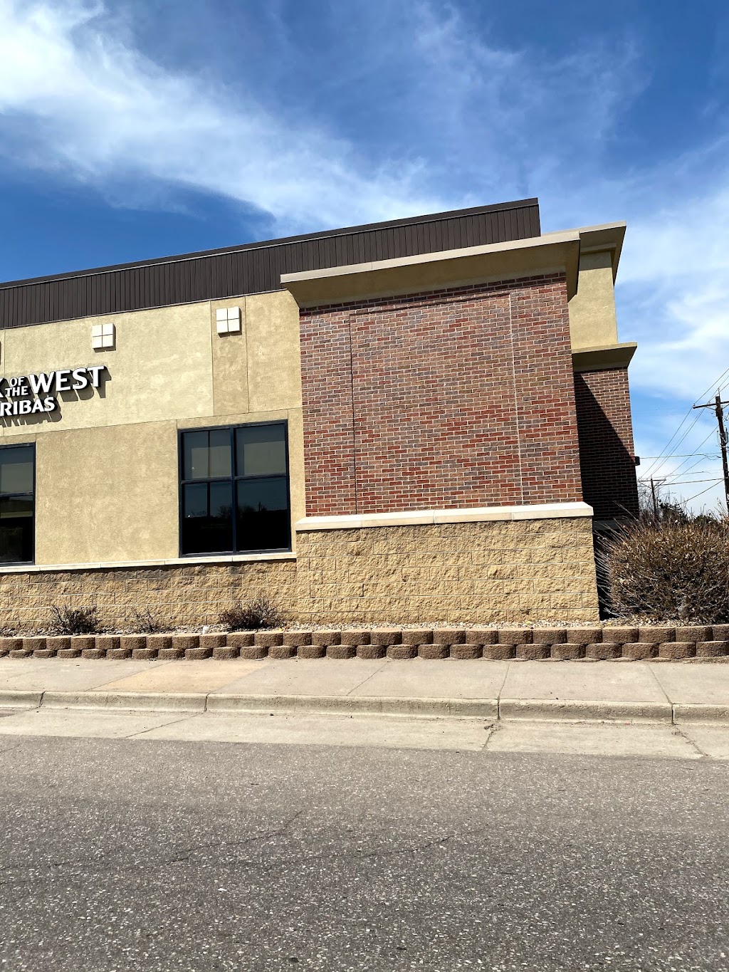 Bank of the West | 4301 S Broadway, Englewood, CO 80113, USA | Phone: (303) 202-5479