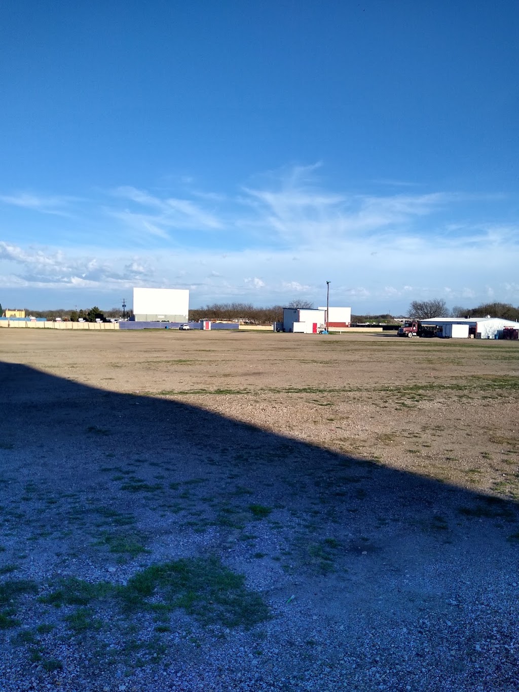 Galaxy Drive-In Movie Theatre | 5301 I-45, Ennis, TX 75119 | Phone: (972) 875-5505