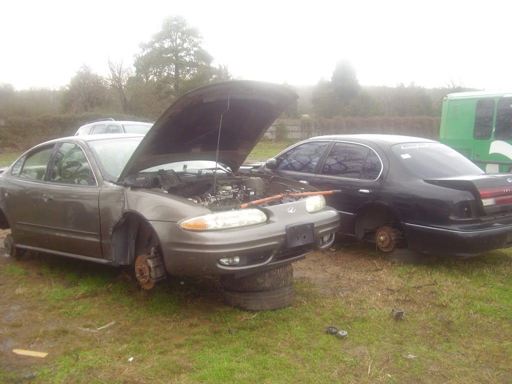 Horacios Auto Salvage | 11215 NC-42, Sanford, NC 27330, USA | Phone: (919) 358-9025