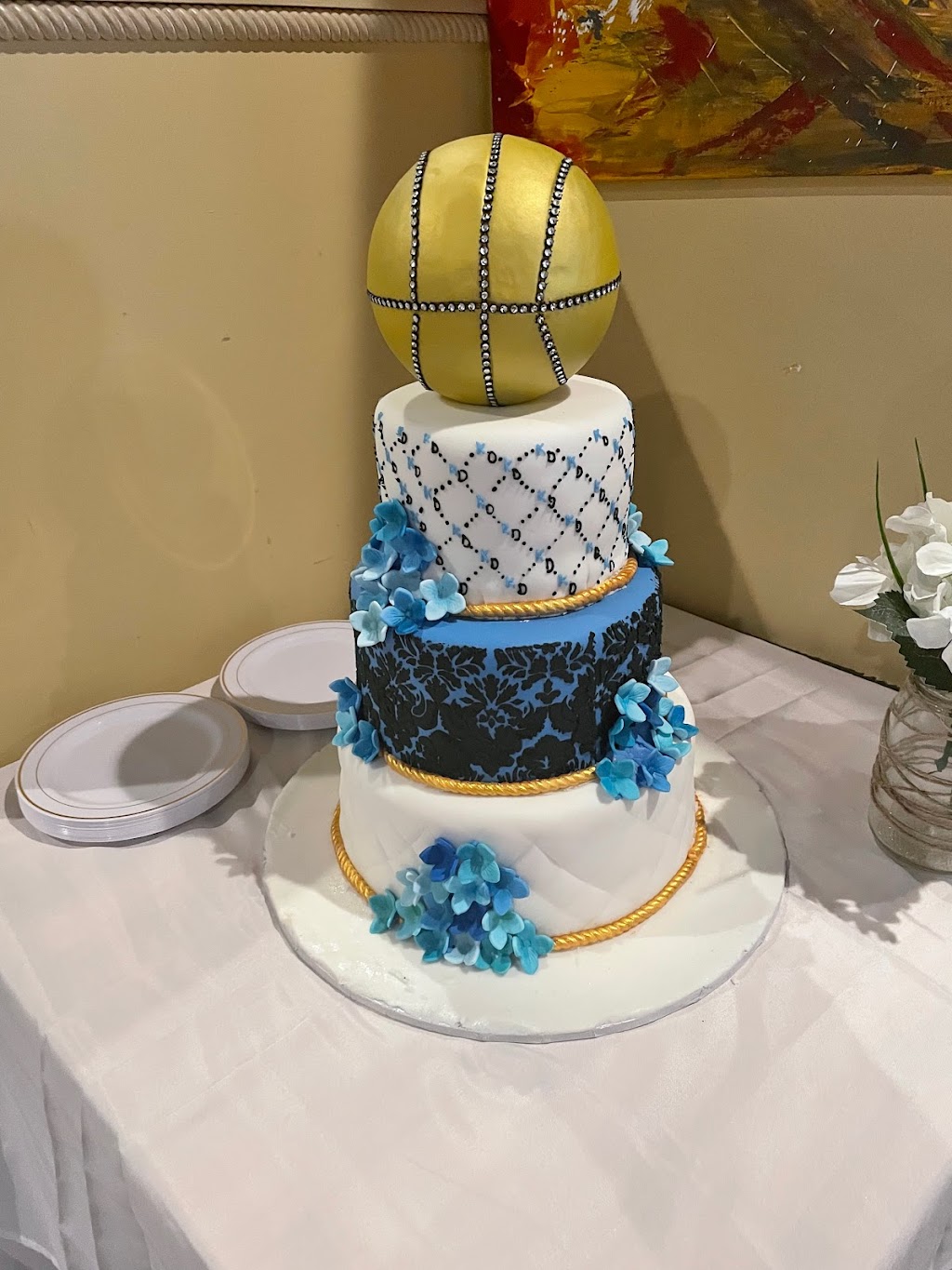 Custom Cake Shoppe | 4135 Virginia Beach Blvd, Virginia Beach, VA 23452, USA | Phone: (757) 463-2253