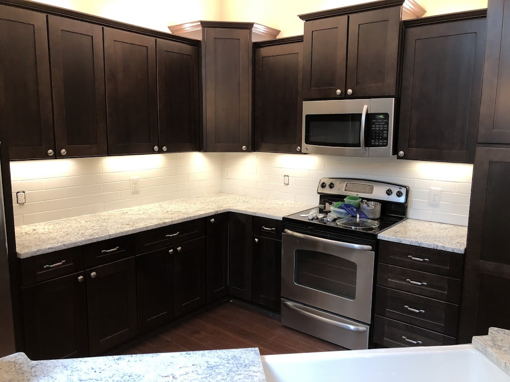 Cabinetworks Kitchens | 899 King Ave, Columbus, OH 43212, USA | Phone: (614) 294-4646