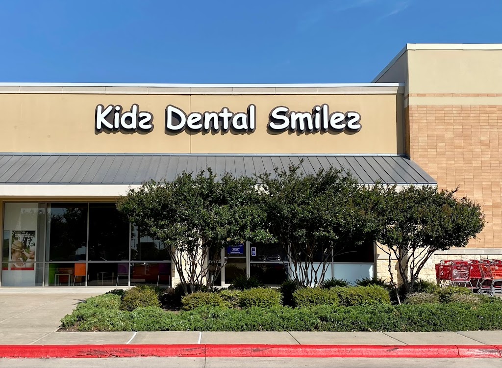 Kids Dental Smiles - Pflugerville | 1512 Town Center Dr #750, Pflugerville, TX 78660, USA | Phone: (512) 251-9100