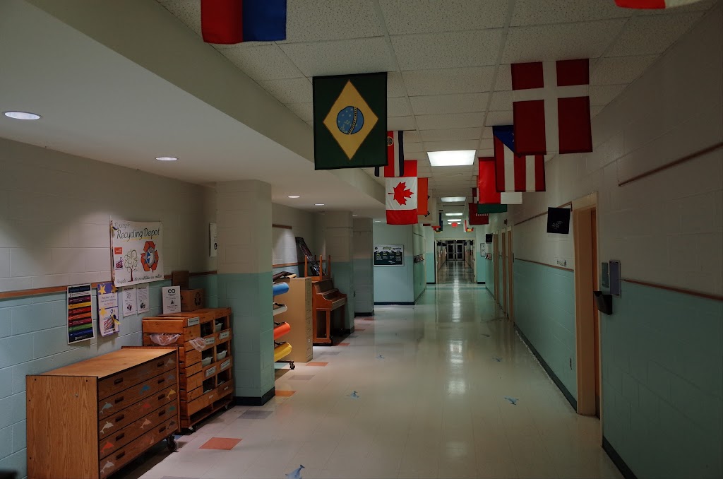 Davis Drive Elementary School | 2151 Davis Dr, Cary, NC 27519, USA | Phone: (919) 387-2130