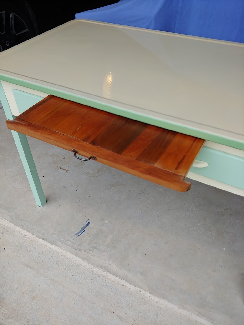 Eclectiques Antiques | 7623 Farwood Rd, Gibsonville, NC 27249, USA | Phone: (909) 202-9202 Eclectiques Antiques | 7623 Farwood Rd, Gibsonville, NC 27249, USA | Phone: (909) 202-9202