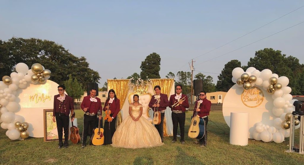 Mariachi Nochistlan - Mariachis en Dallas TX | 742 Cindy Ln, Grand Prairie, TX 75052, USA | Phone: (972) 900-0411