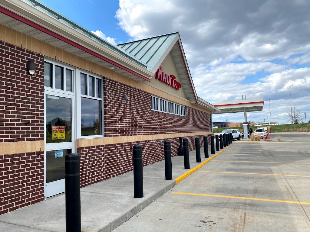 KWIK TRIP #1023 | 4301 Windsor Rd, Windsor, WI 53598, USA | Phone: (608) 846-2137