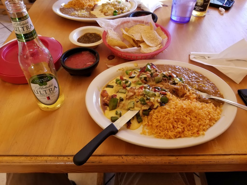 Chavas Mexican Restaurant | 301 N Main St, Yale, OK 74085, USA | Phone: (918) 387-2203