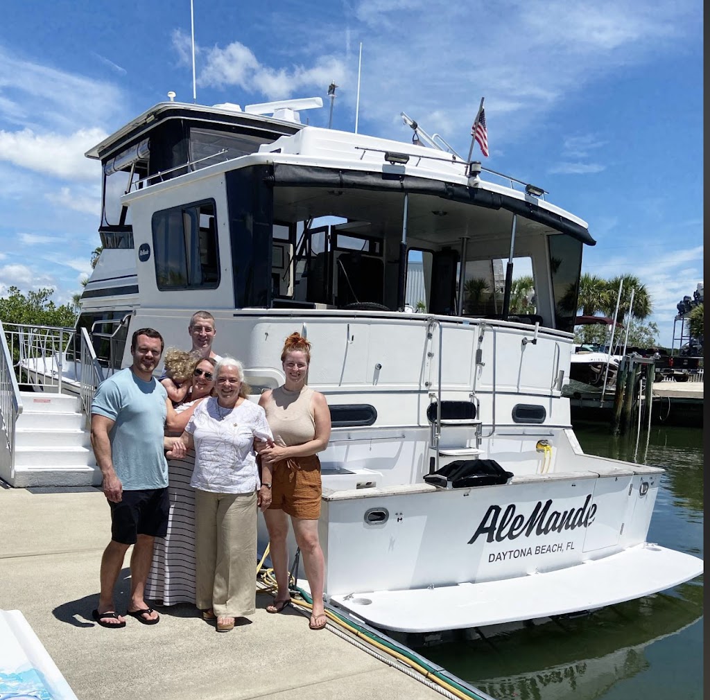 Dignity At Sea - Cremation Scattering Cruises | Loggerhead Marina, 133 Inlet Harbor Rd, Ponce Inlet, FL 32127, USA | Phone: (386) 341-9778