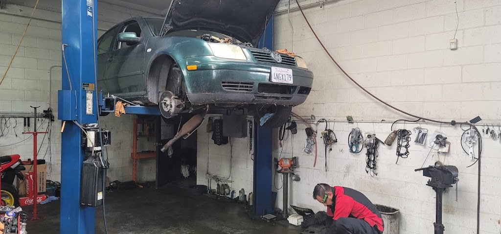Sergios Auto Repair & Tires | 5760 Riverside Dr, Chino, CA 91710, USA | Phone: (909) 902-1887
