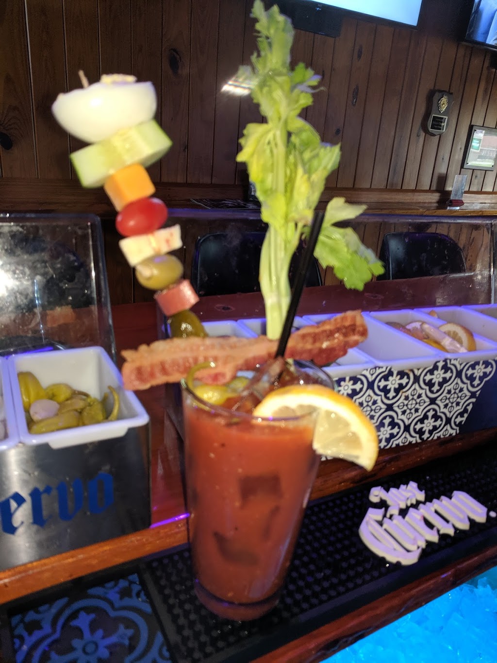 Baseline Bar & Billiards | 3865 SE 58th Ave, Ocala, FL 34480, USA | Phone: (352) 421-5275