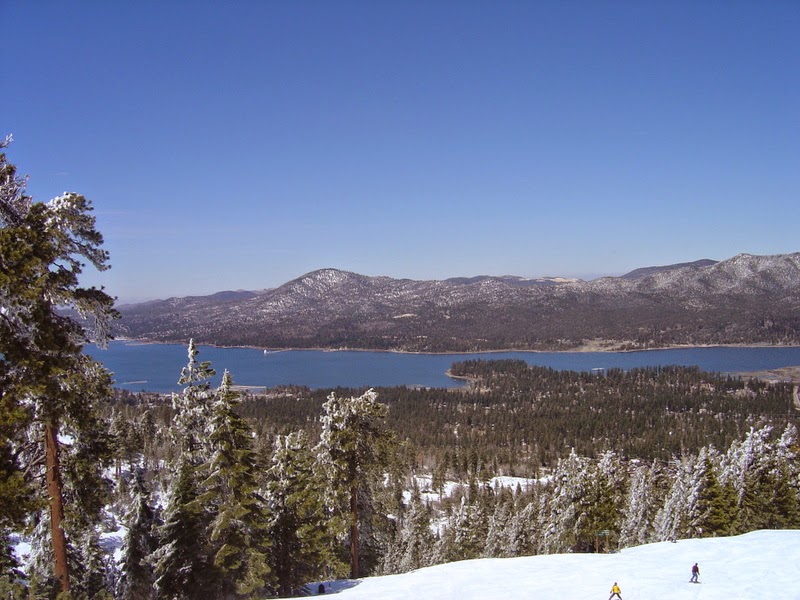 Big Bear Vacation Rentals | 42592 Moonridge Rd, Big Bear Lake, CA 92315 | Phone: (909) 585-7691