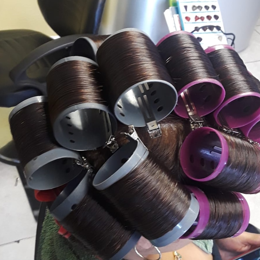 Tinas Dominican Beauty and Hair Extensions Salon | 7232 Taft St suite B, Hollywood, FL 33024, USA | Phone: (954) 399-8042