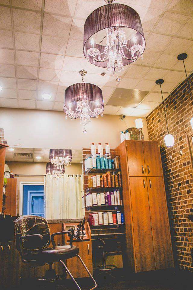 Sola Salon Studios | 2809 N Hurstbourne Pkwy #105, Louisville, KY 40223 | Phone: (502) 305-0305