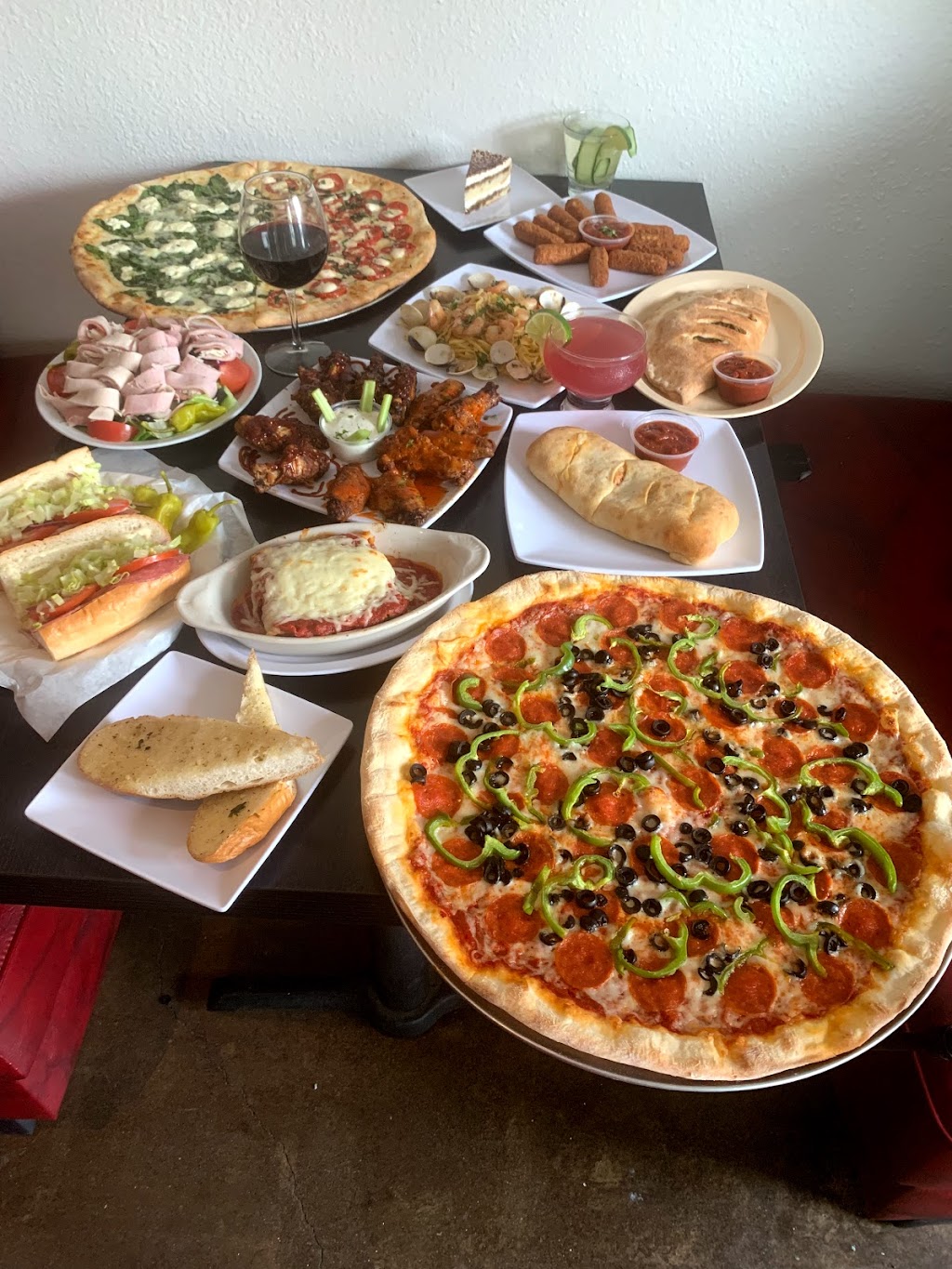 Alfredos Pizzeria | 1417 University Ave, San Diego, CA 92103 | Phone: (619) 539-7206