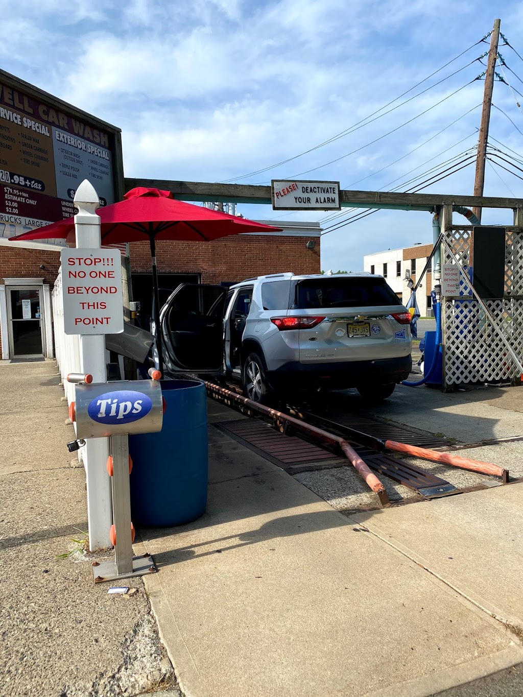 West Caldwell Car Wash | 1113 Bloomfield Ave, West Caldwell, NJ 07006, USA | Phone: (973) 575-9233