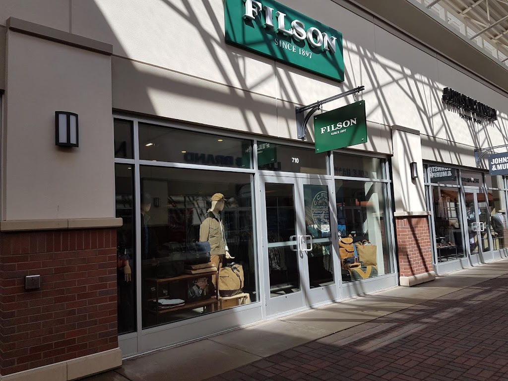 Filson Premium Outlet | 3965 Eagan Outlets Pkwy #710, Eagan, MN 55122, USA | Phone: (651) 454-6841