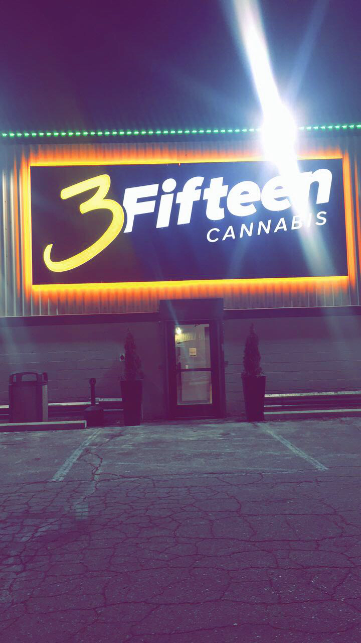 3Fifteen Cannabis Dispensary 8 Mile and Hoover | 20580 Hoover St, Detroit, MI 48205, USA | Phone: (313) 924-8942