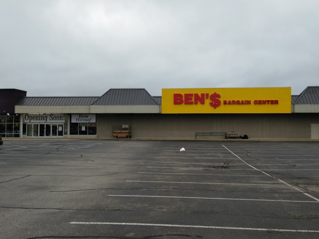 Bens Bargain Center Valley Station | 10713 Dixie Hwy, Louisville, KY 40272, USA | Phone: (502) 625-5845