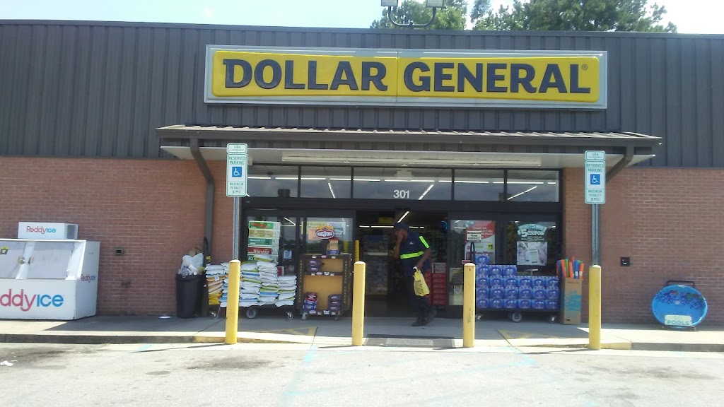 Dollar General | 301 W Green St, Franklinton, NC 27525, USA | Phone: (919) 925-3580