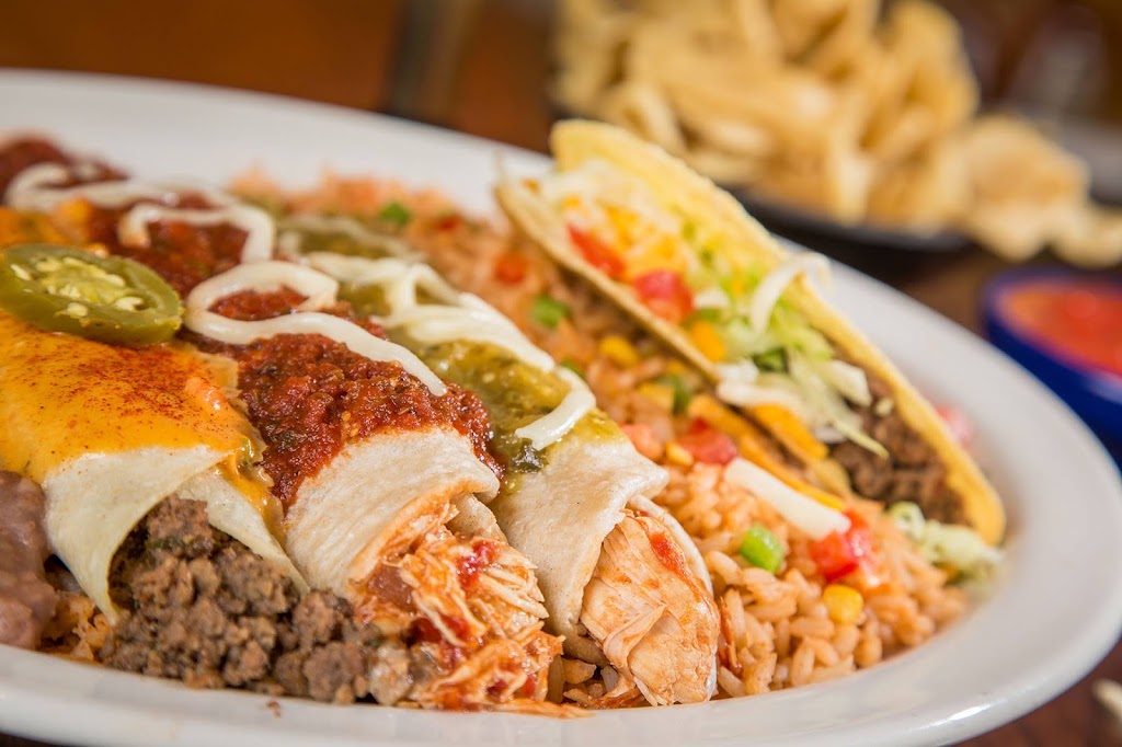 Mexican Inn Cafe | 13155 South Fwy, Burleson, TX 76028, USA | Phone: (817) 447-7661