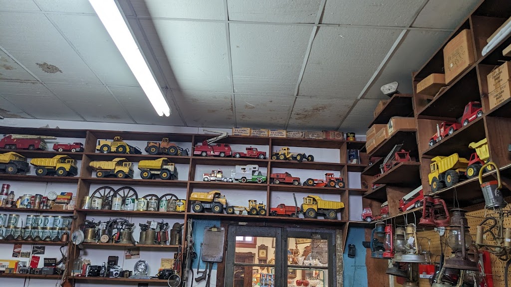 Dunns Antiques | 1278 Perry Hwy, Portersville, PA 16051, USA | Phone: (724) 316-9550