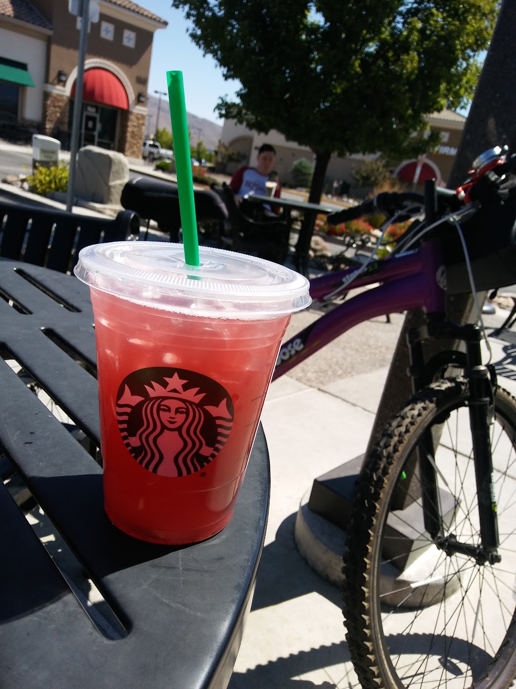 Starbucks | Damonte Ranch Town Center, 1131 Steamboat Pkwy, Reno, NV 89521, USA | Phone: (775) 852-9910