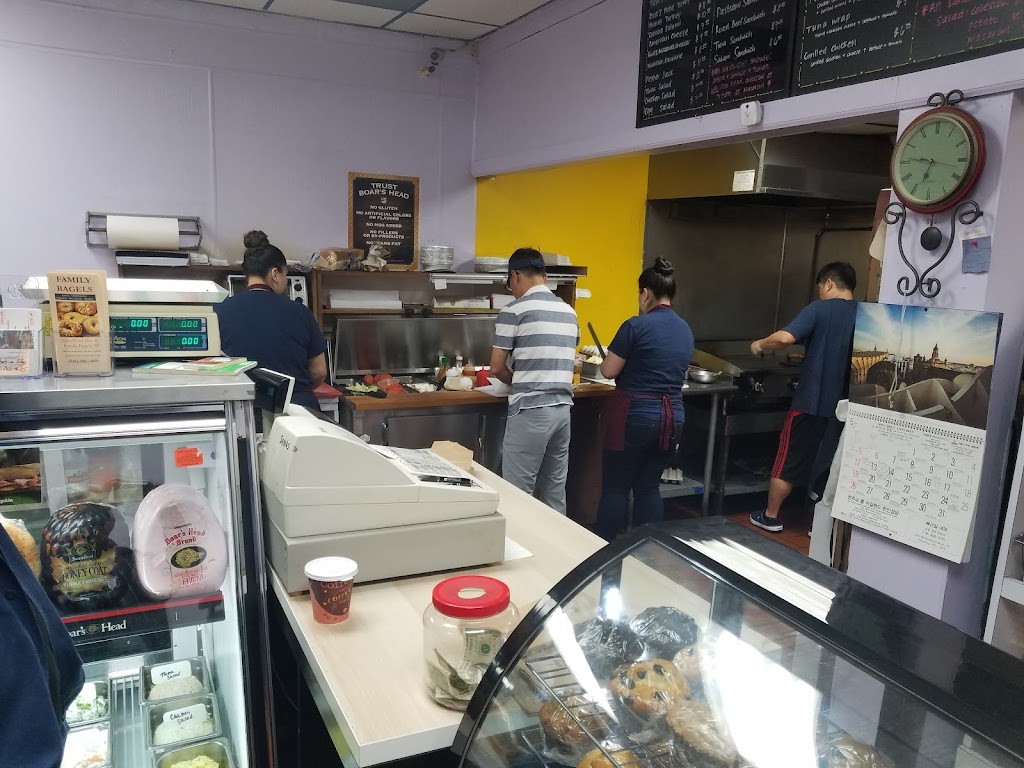 Family Bagels | 308 Jericho Turnpike, Floral Park, NY 11001, USA | Phone: (516) 358-4015