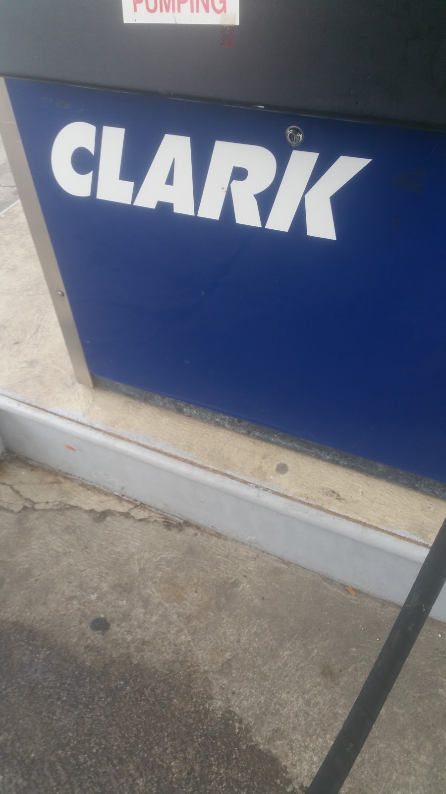 Clark Gas | 22492 Brookpark Rd, Cleveland, OH 44126, USA | Phone: (440) 734-2600