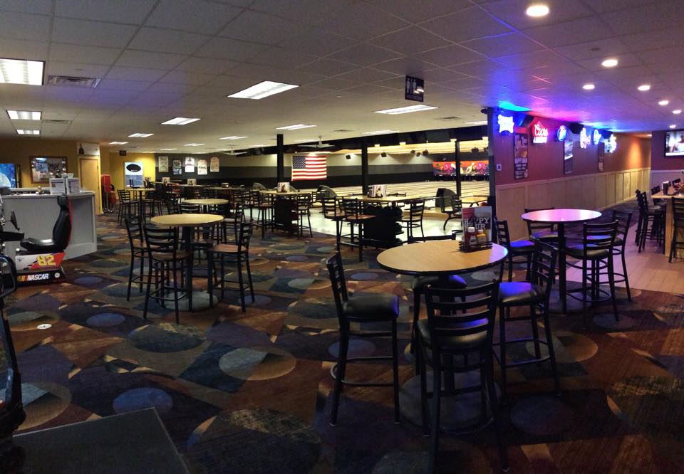 Farmington Lanes | 27 5th St, Farmington, MN 55024, USA | Phone: (651) 463-7811