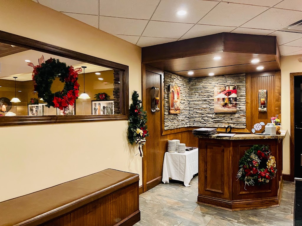 Rodney’s Restaurant | 557 Wendel Rd, Irwin, PA 15642, USA | Phone: (724) 864-3222