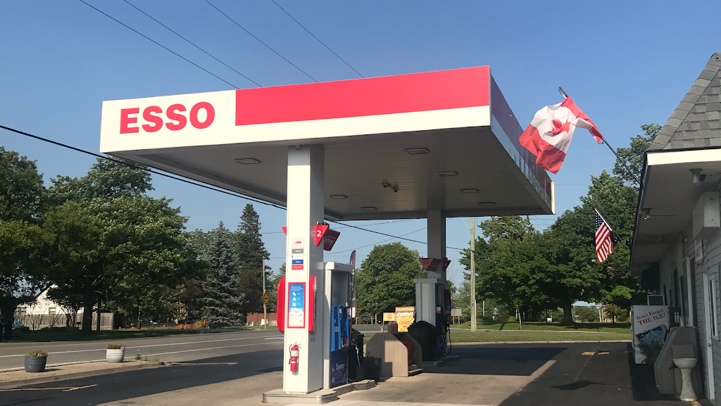 Esso Gas Bar Variety & LCBO Convenience Outlet | 11609 ON-3, Wainfleet, ON L0S 1V0, Canada | Phone: (905) 683-6416