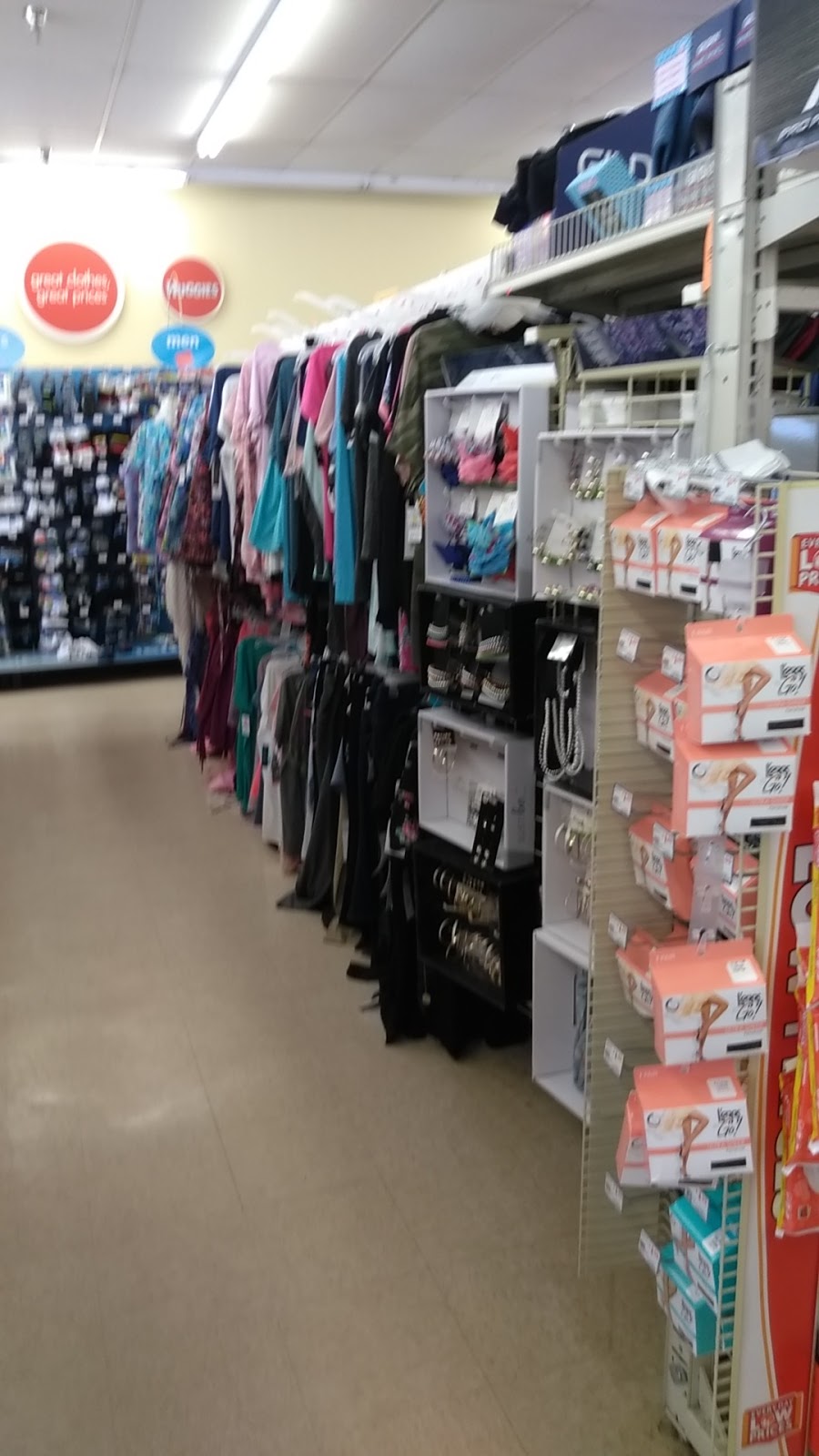 Family Dollar | 121 S Bickett Blvd, Louisburg, NC 27549, USA | Phone: (984) 295-1010