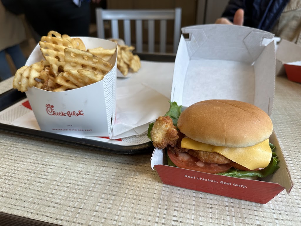 Chick-fil-A | 14665 Mount Airy Rd, Shrewsbury, PA 17361, USA | Phone: (717) 235-4200