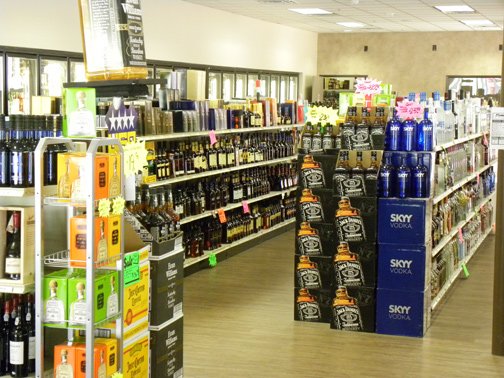 Fossil Creek Liquor | 1301 Solana Blvd #4100, Westlake, TX 76262, USA | Phone: (817) 490-1275