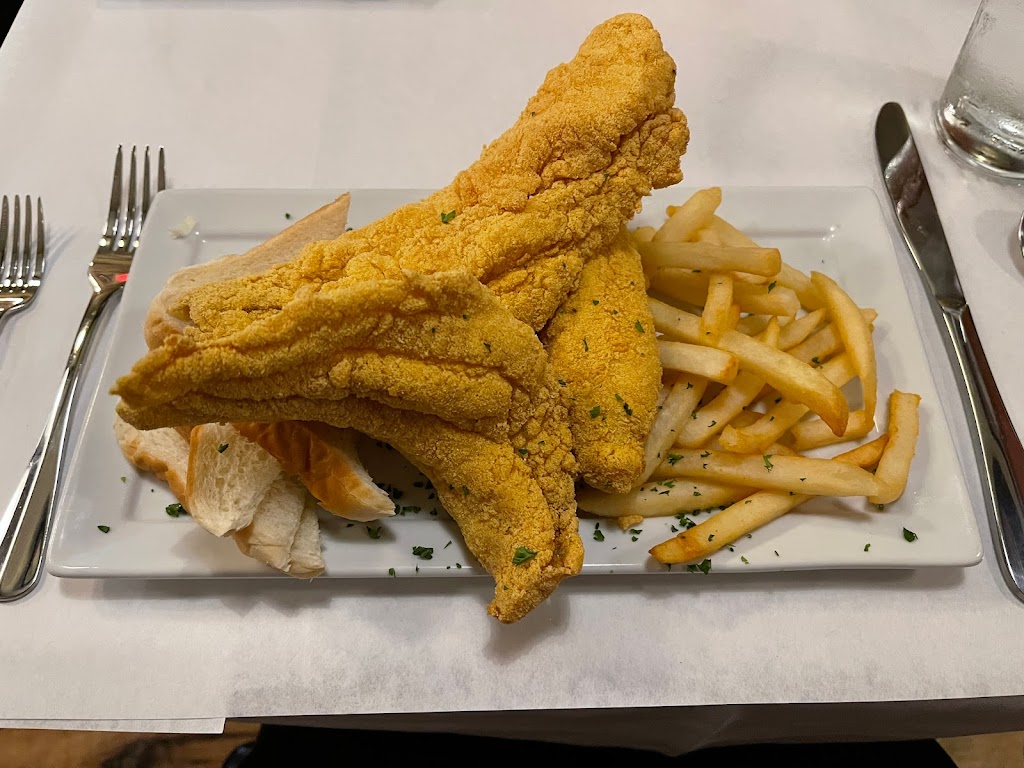 Barrow’s Catfish - Earhart | 8300 Earhart Blvd Suite 103, New Orleans, LA 70118, USA | Phone: (504) 265-8995