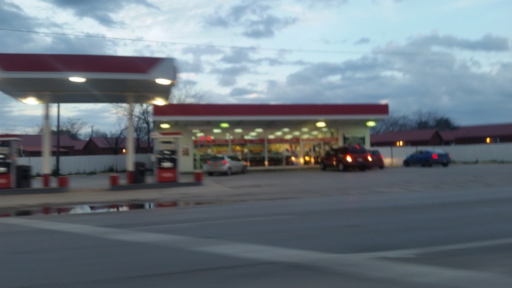 Conoco | 512 2nd St, Pleasanton, TX 78064, USA | Phone: (830) 281-5432